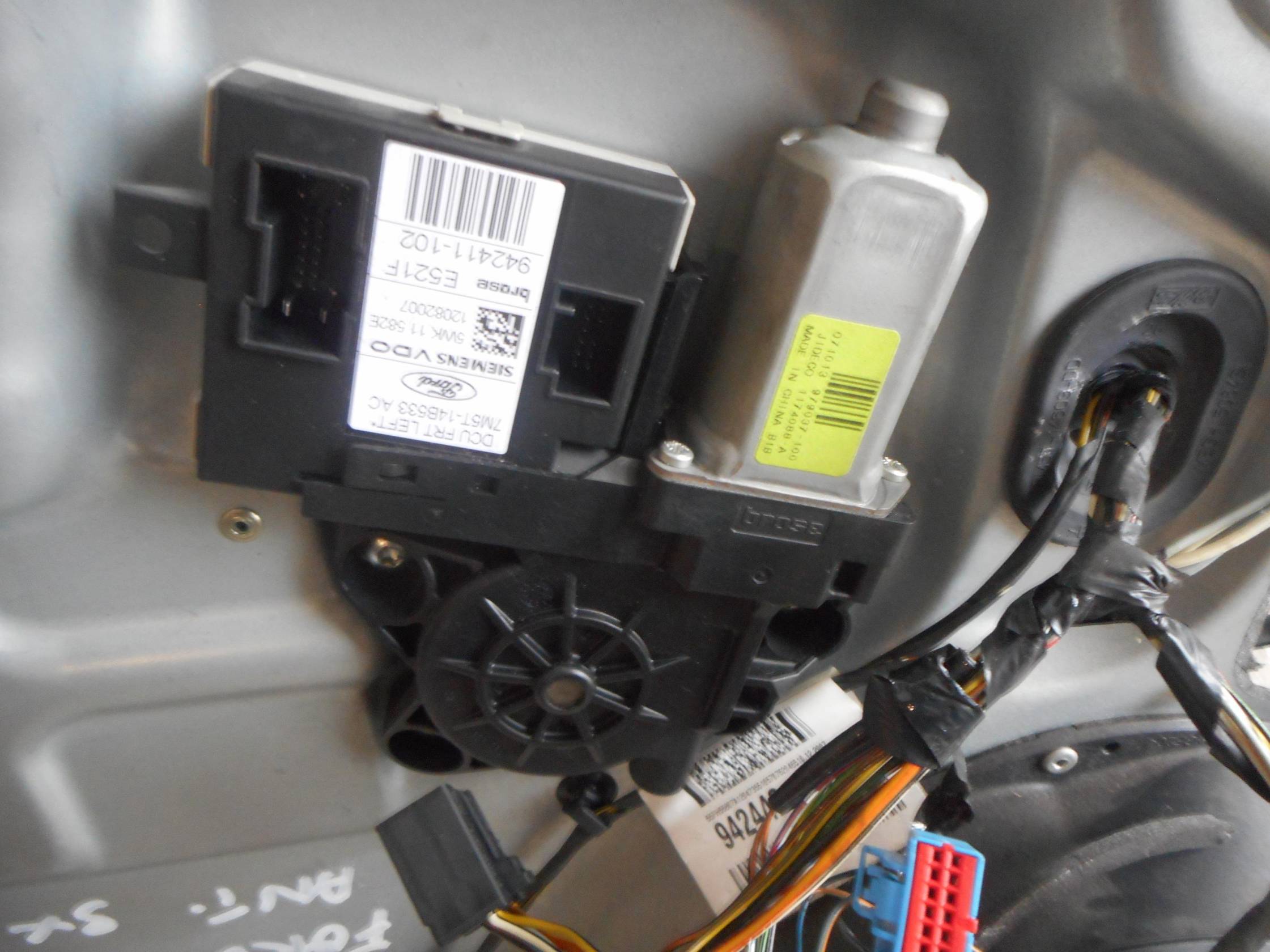 Alzacristallo elettr. porta ant. sx.